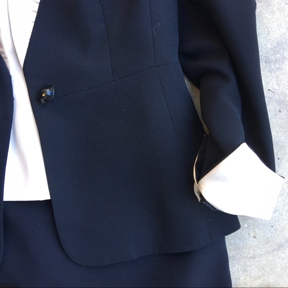 FABULOUS Kasper 3 piece dress suit - Picture 2 of 6